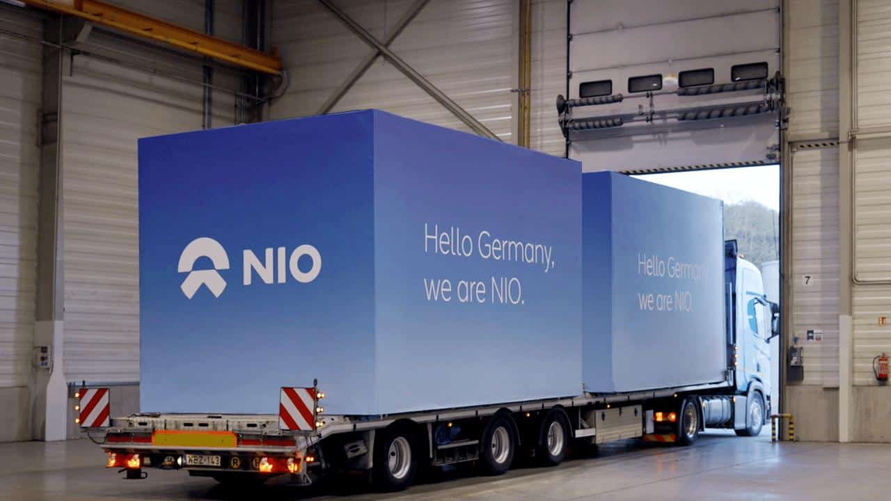 NIO: Erste Power Swap Station aus ungarischem Werk ausgeliefert