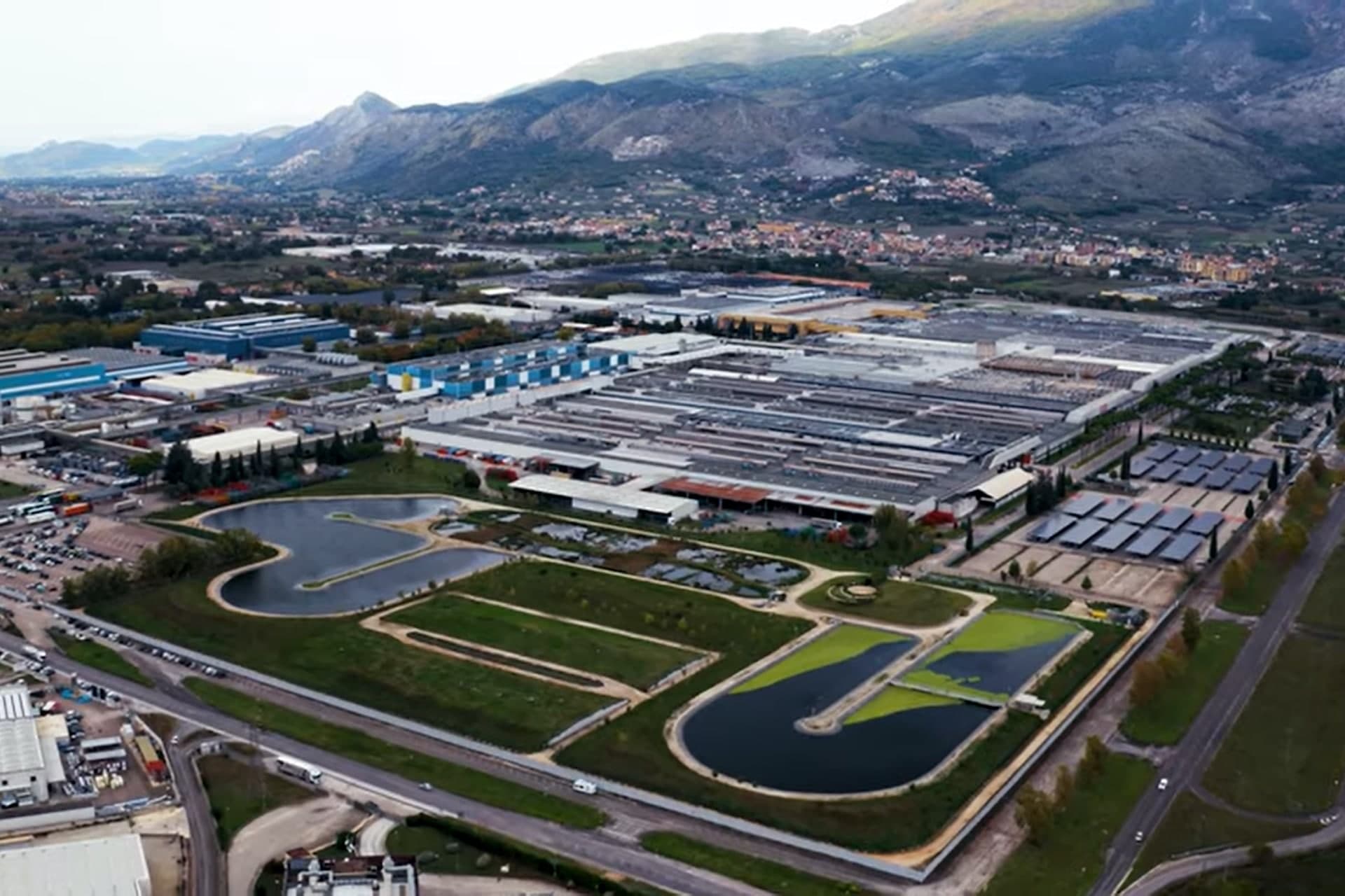 Alfa Romeo und Maserati ertüchtigen Werk für E-Autos