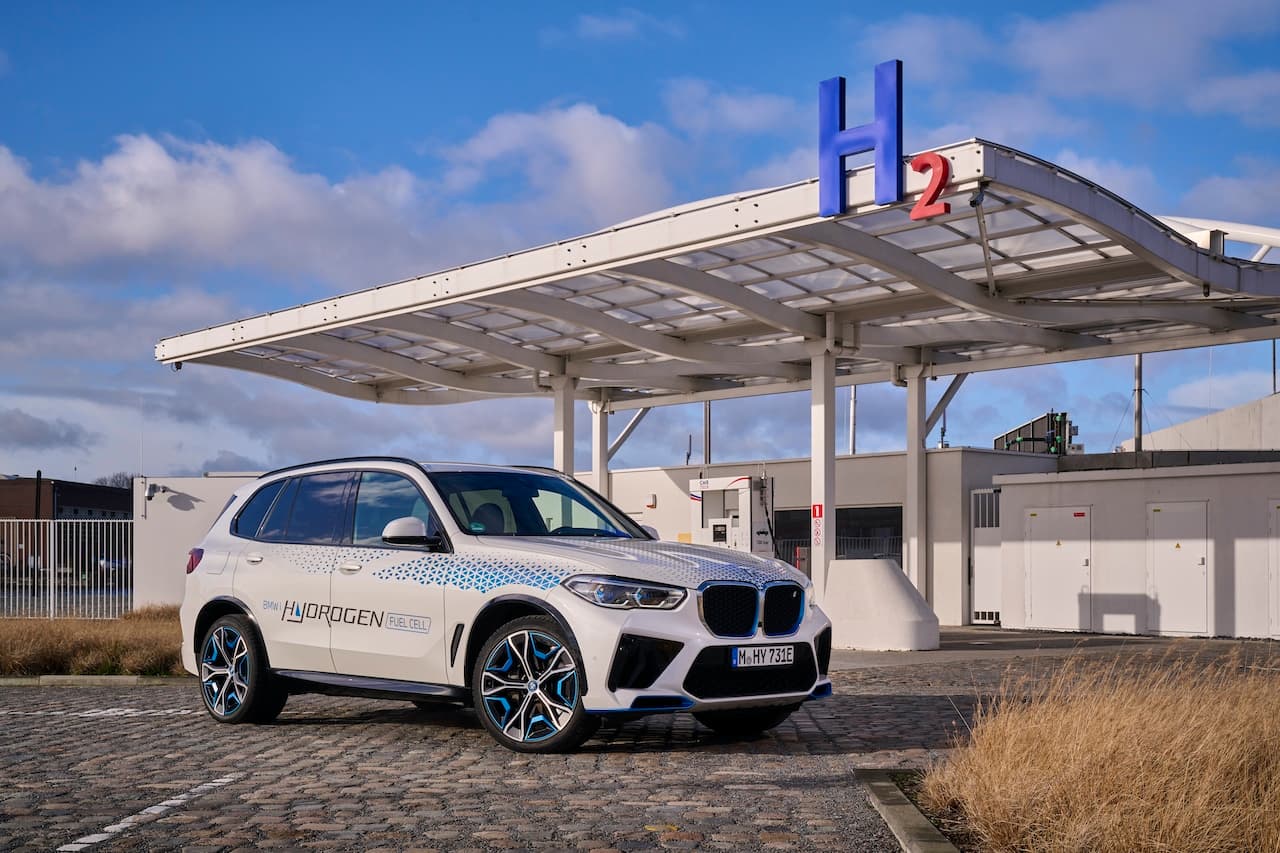 iX5 Hydrogen: Warum BMW weiter auf Wasserstoff setzt