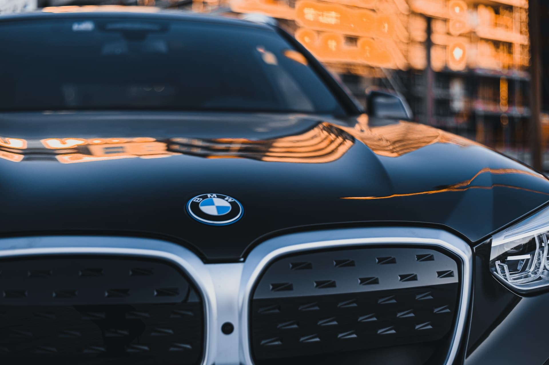 BMW-Chef: E-Mobilität beste, aber nicht einzige Lösung