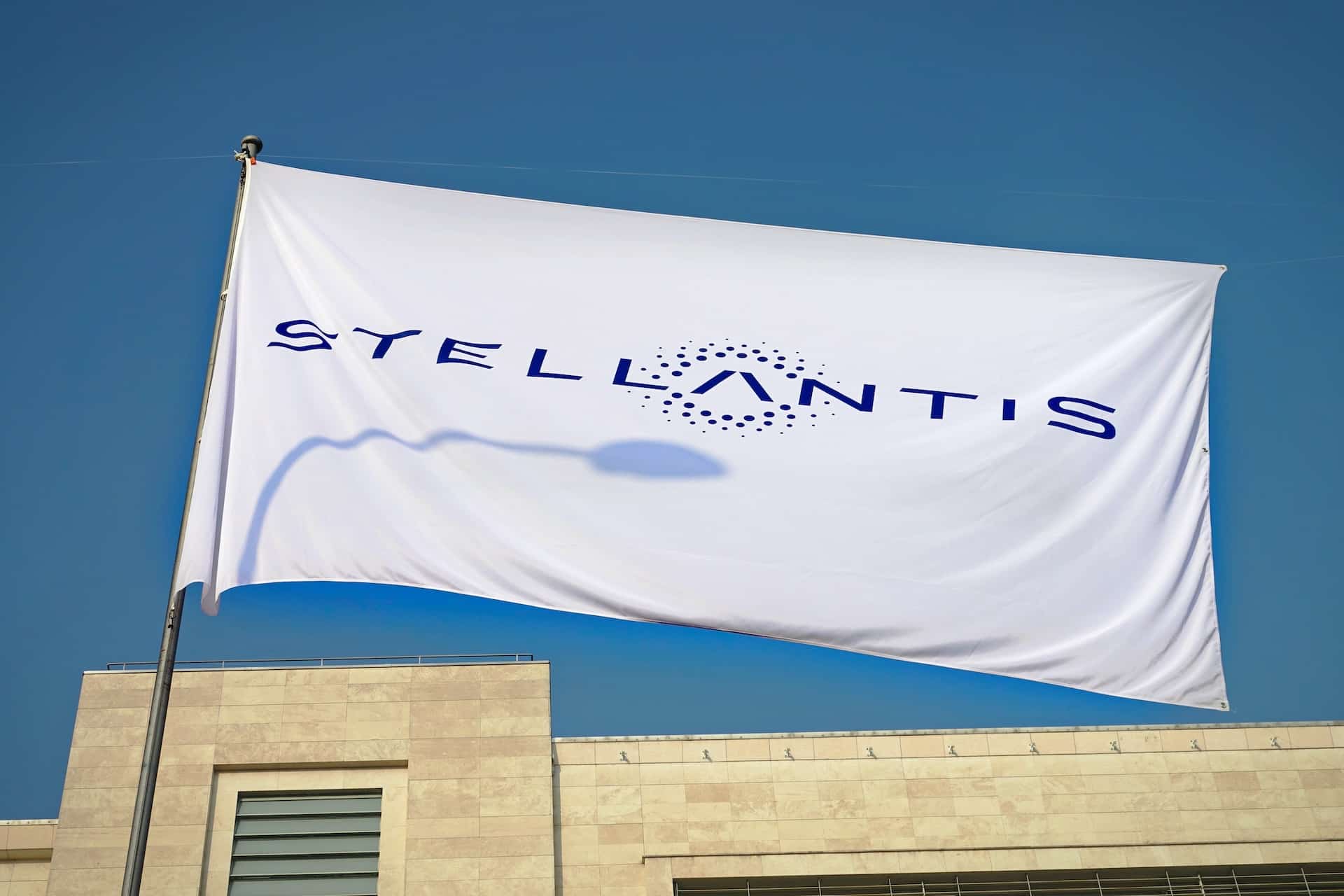 Stellantis-Chef unterstützt das EU-Verbrenner-Aus 2035
