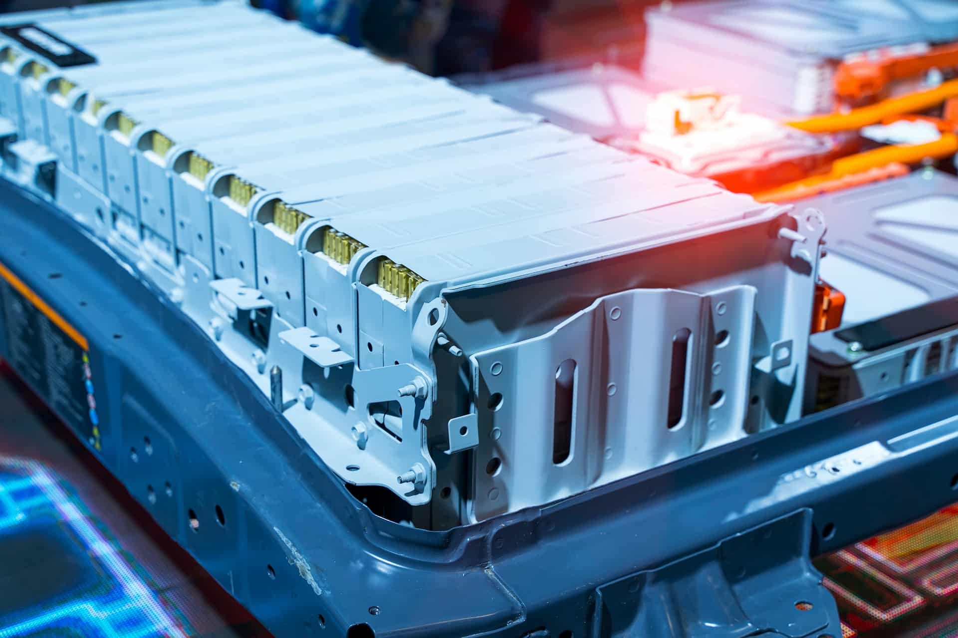 Hält 1300 Grad aus: Forscher entwickeln ‚Brandmauer‘ für Batterien