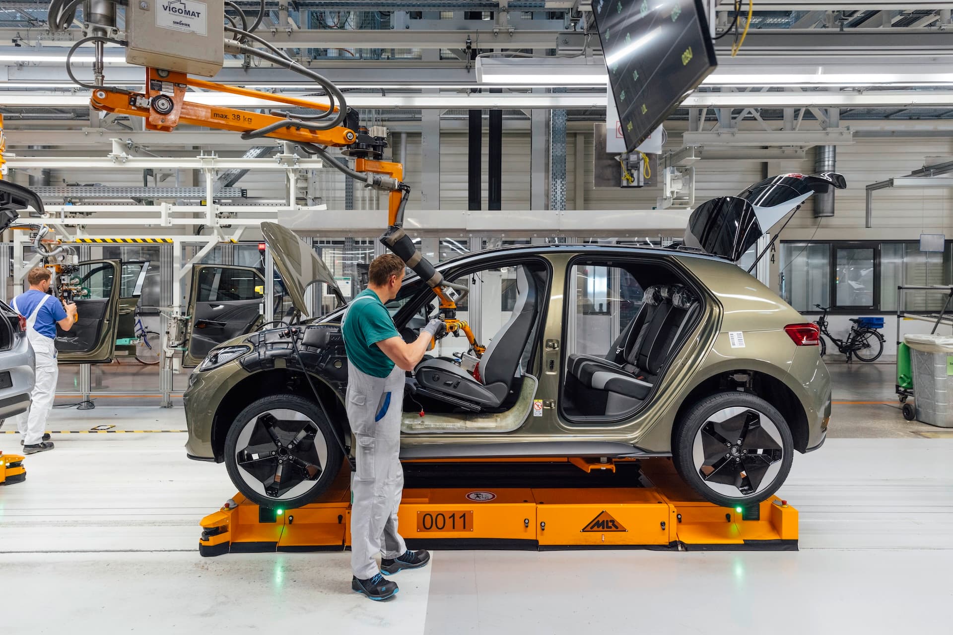 Jobabbau in der Industrie hält trotz leichtem Umsatzplus an