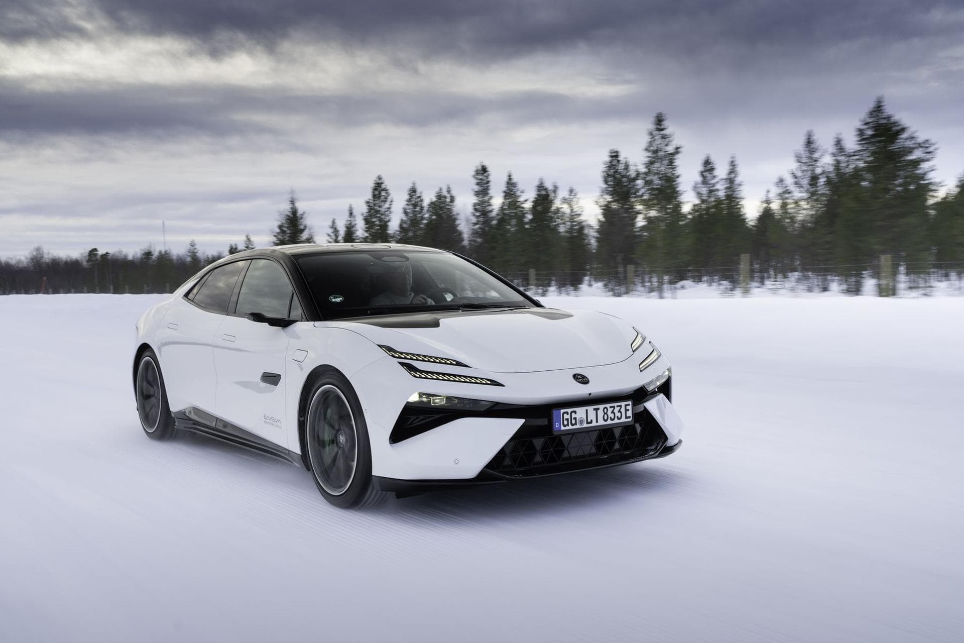 Prototypenerprobung Lotus Emeya R bei Schnee und Eis