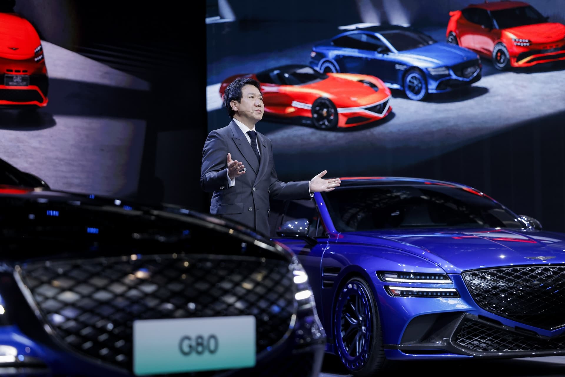 Genesis präsentiert neuen Electrified G80 und Magma Concept