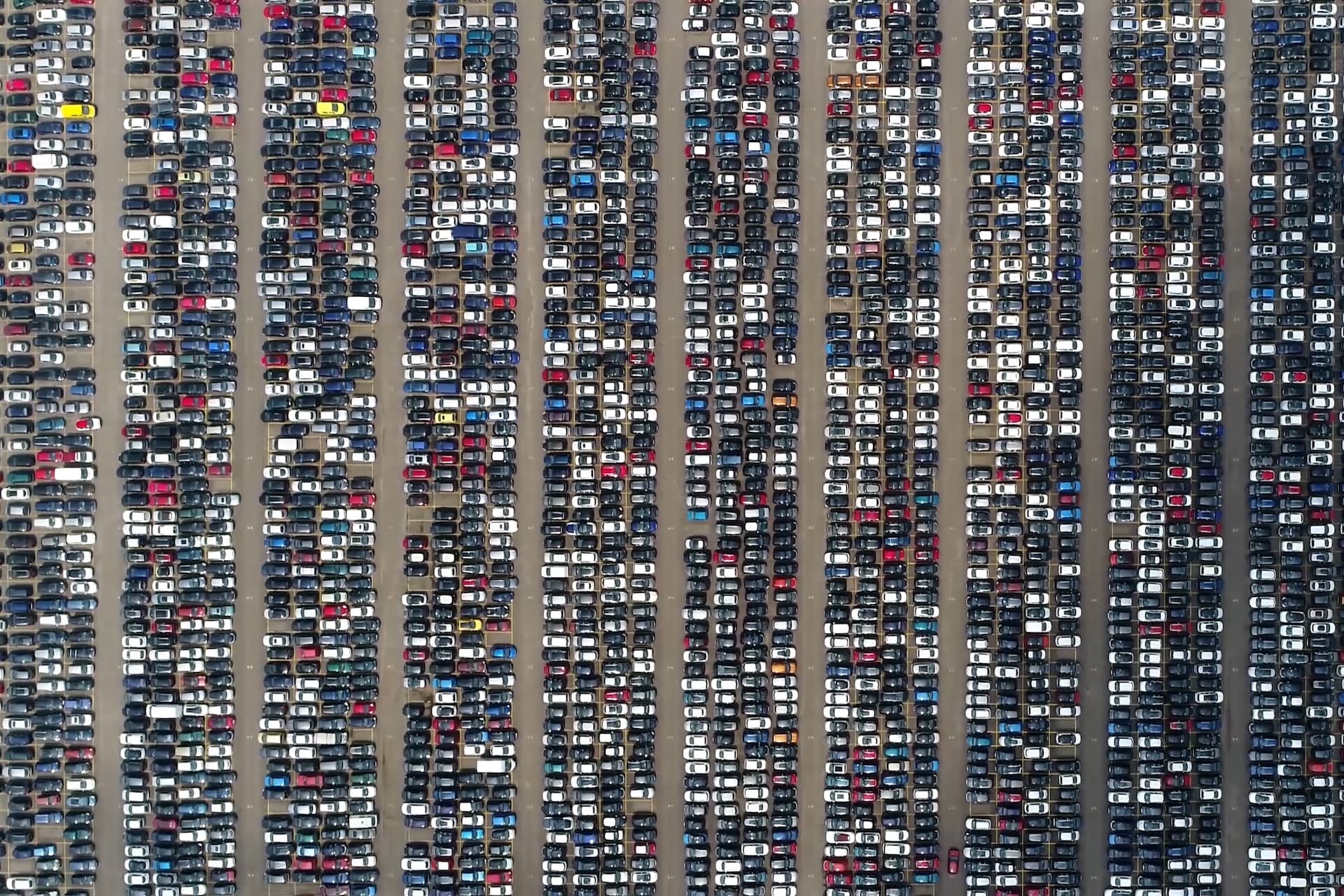 Cover Image for Zulassungszahlen: Deutschlands Autotrends im August