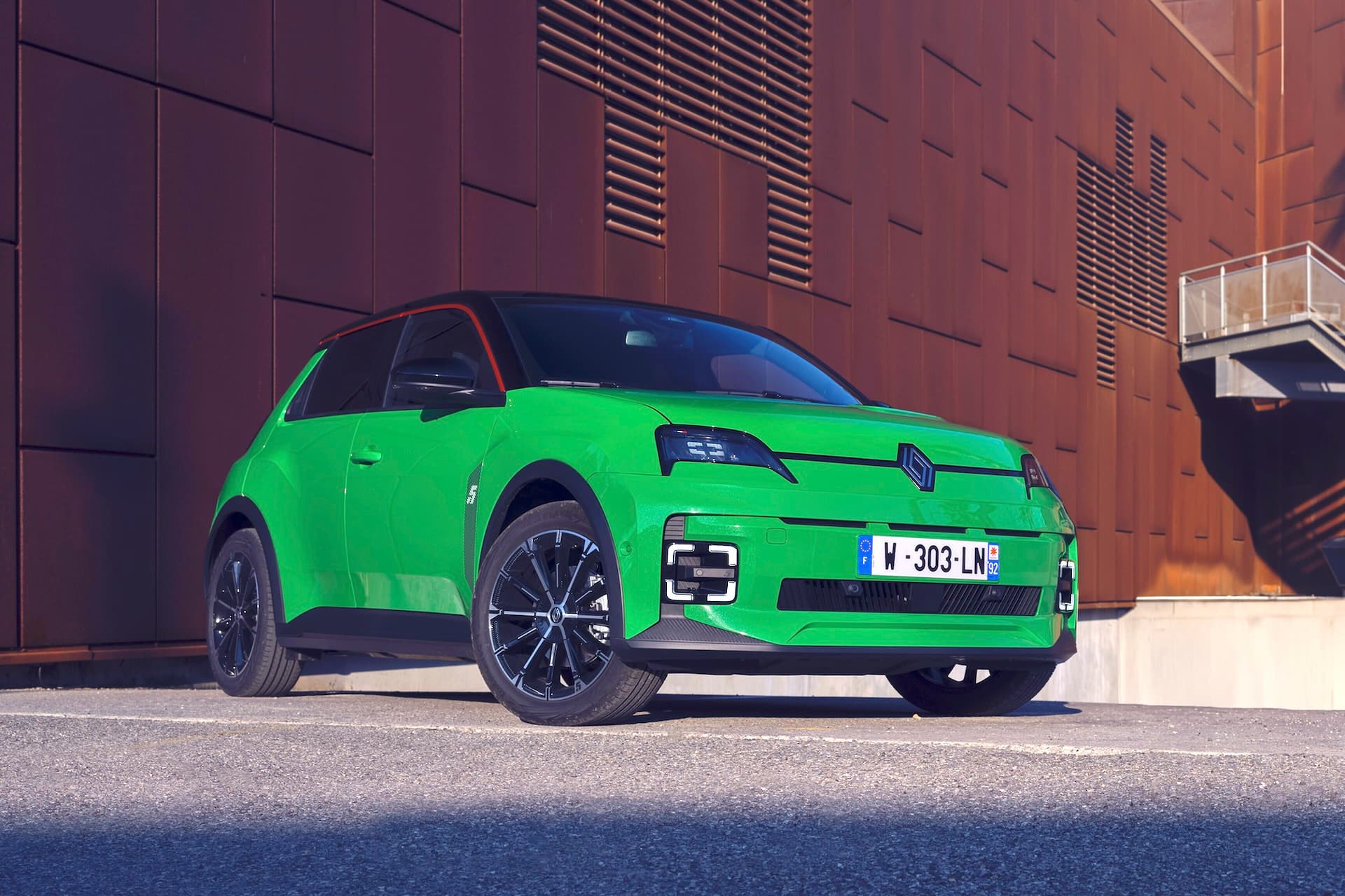 E-Auto Renault 5 nun in günstigerer Batterieversion zu haben