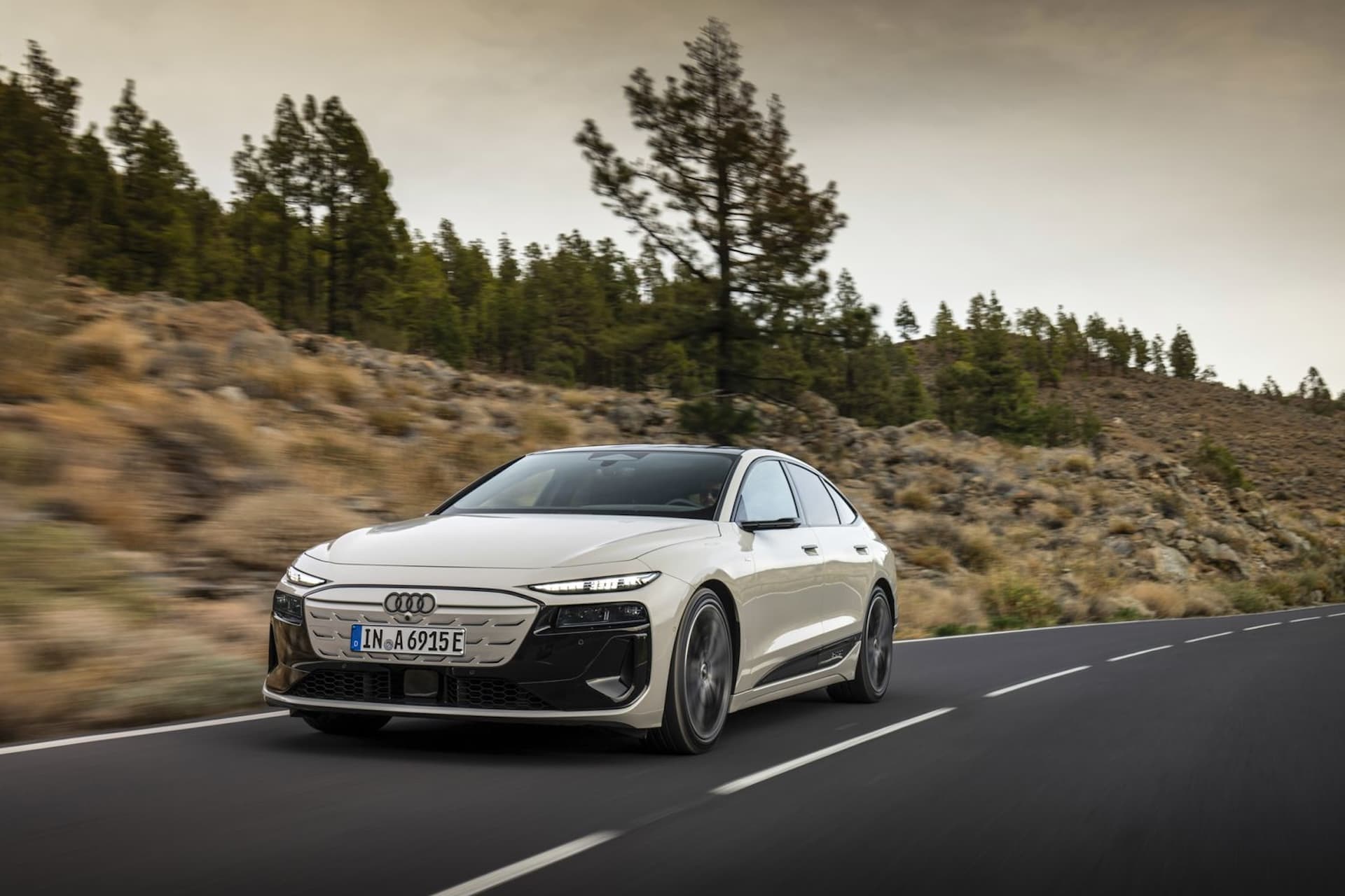 2×7 Minuten Laden: So reist ein Vielfahrer im E-Auto