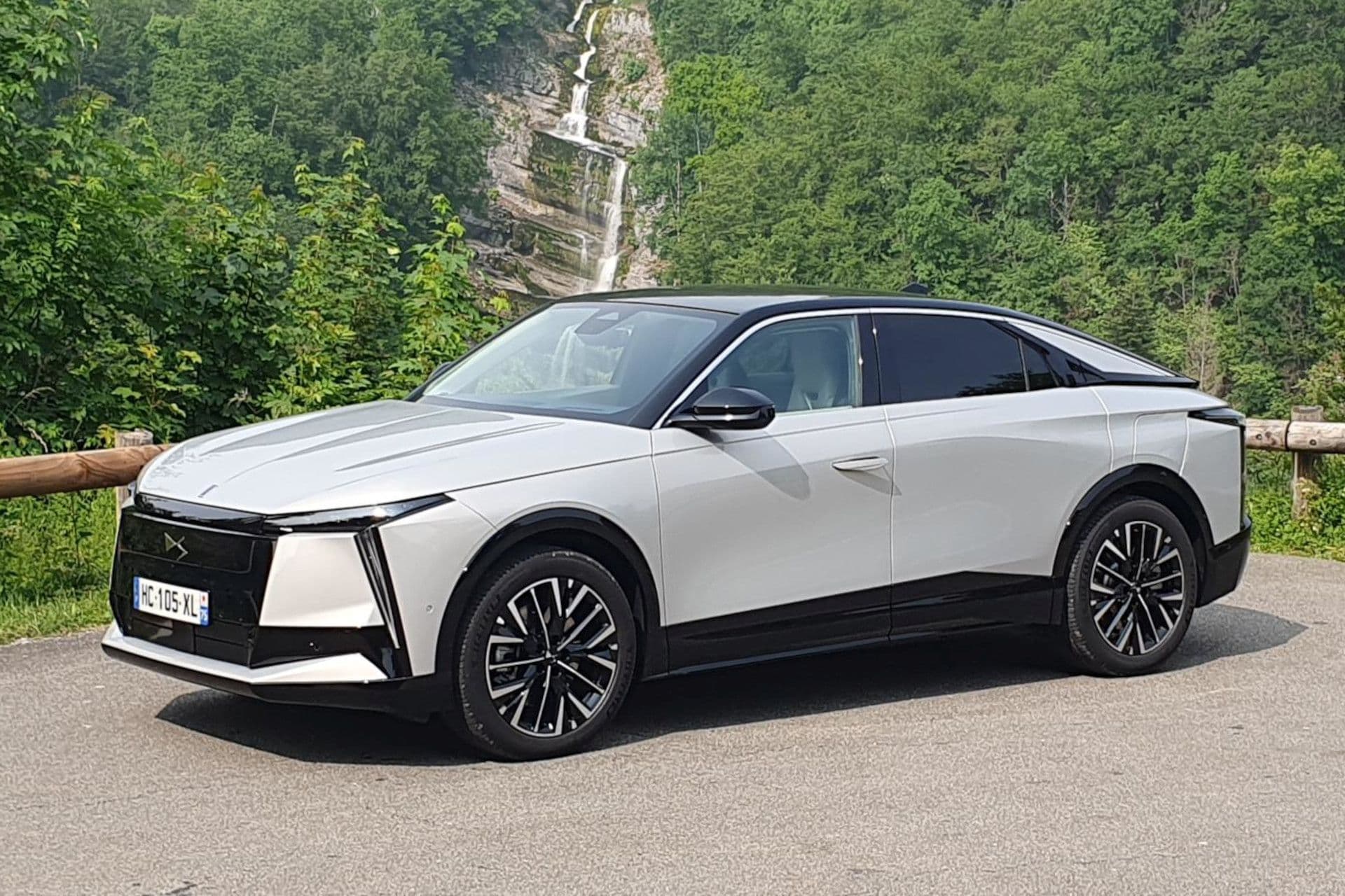 DS N°8: Reichweite trifft auf Handwerkskunst