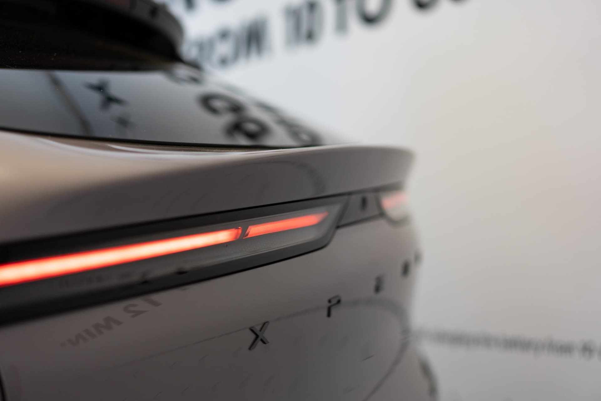 Diese 7 E-Autos unter 45.000 Euro laden sehr schnell