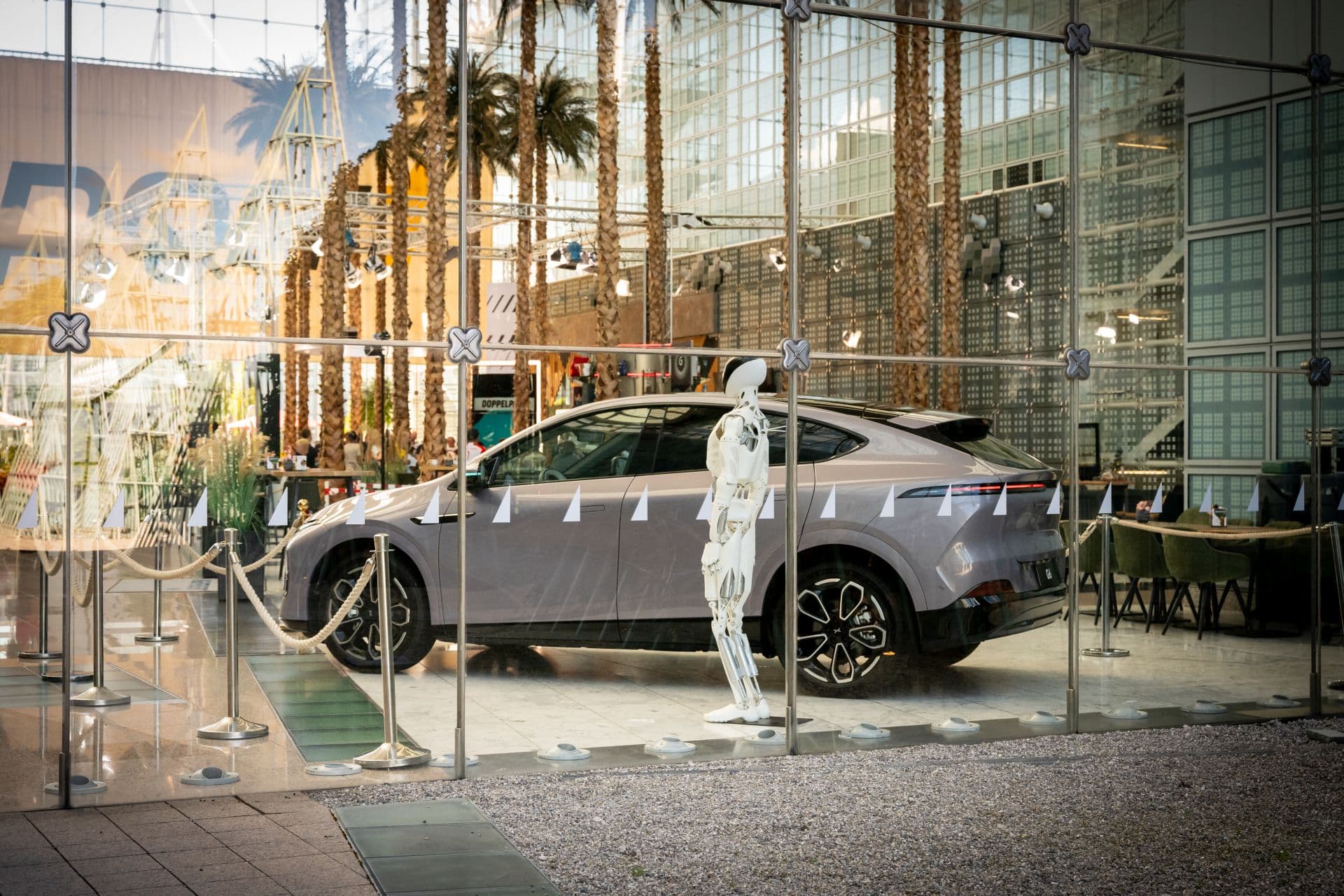 Mehr als Autos: Xpeng will Europas Herzen erobern