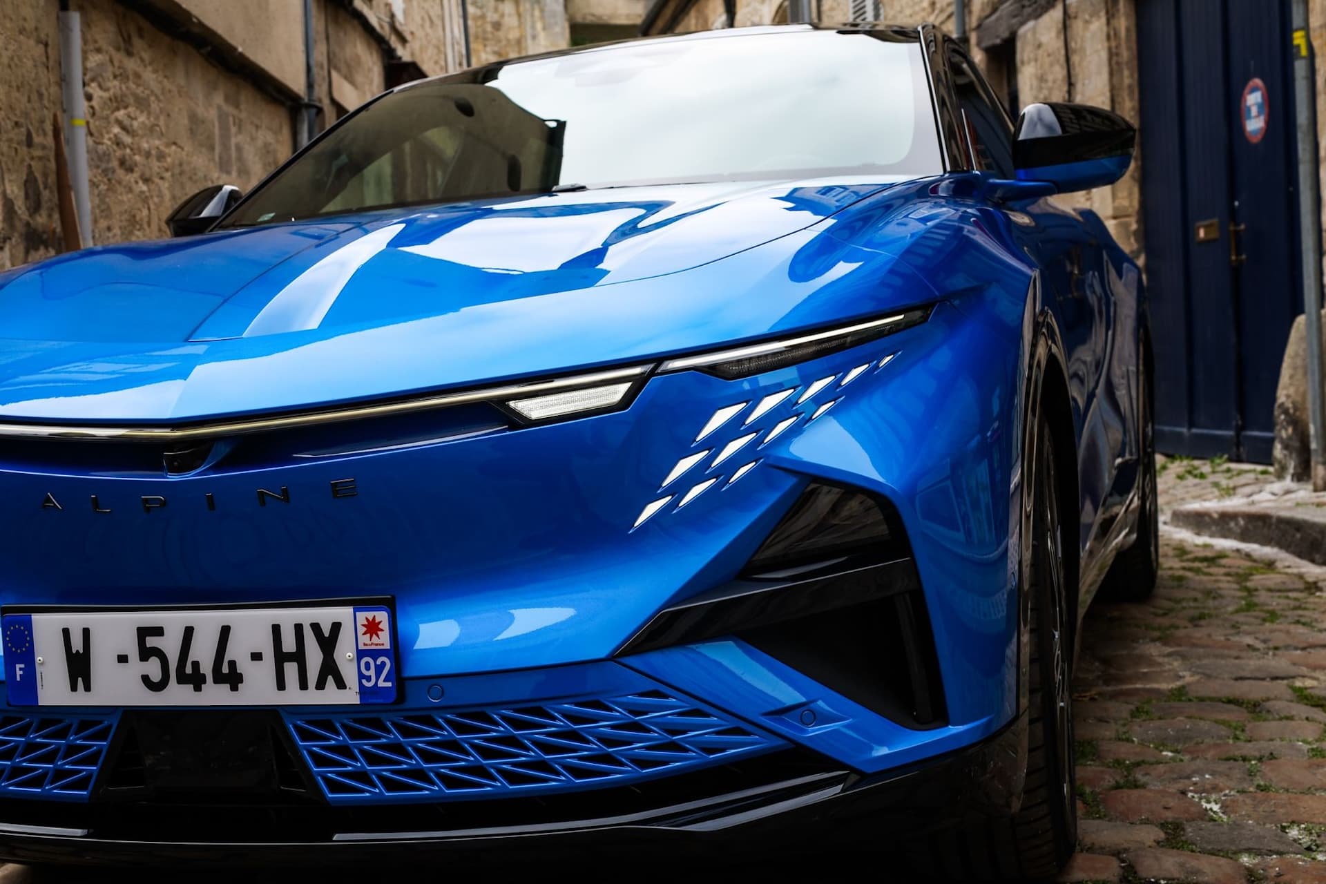 Cover Image for Alpine soll gleich zwei neue Elektro-Roadster planen