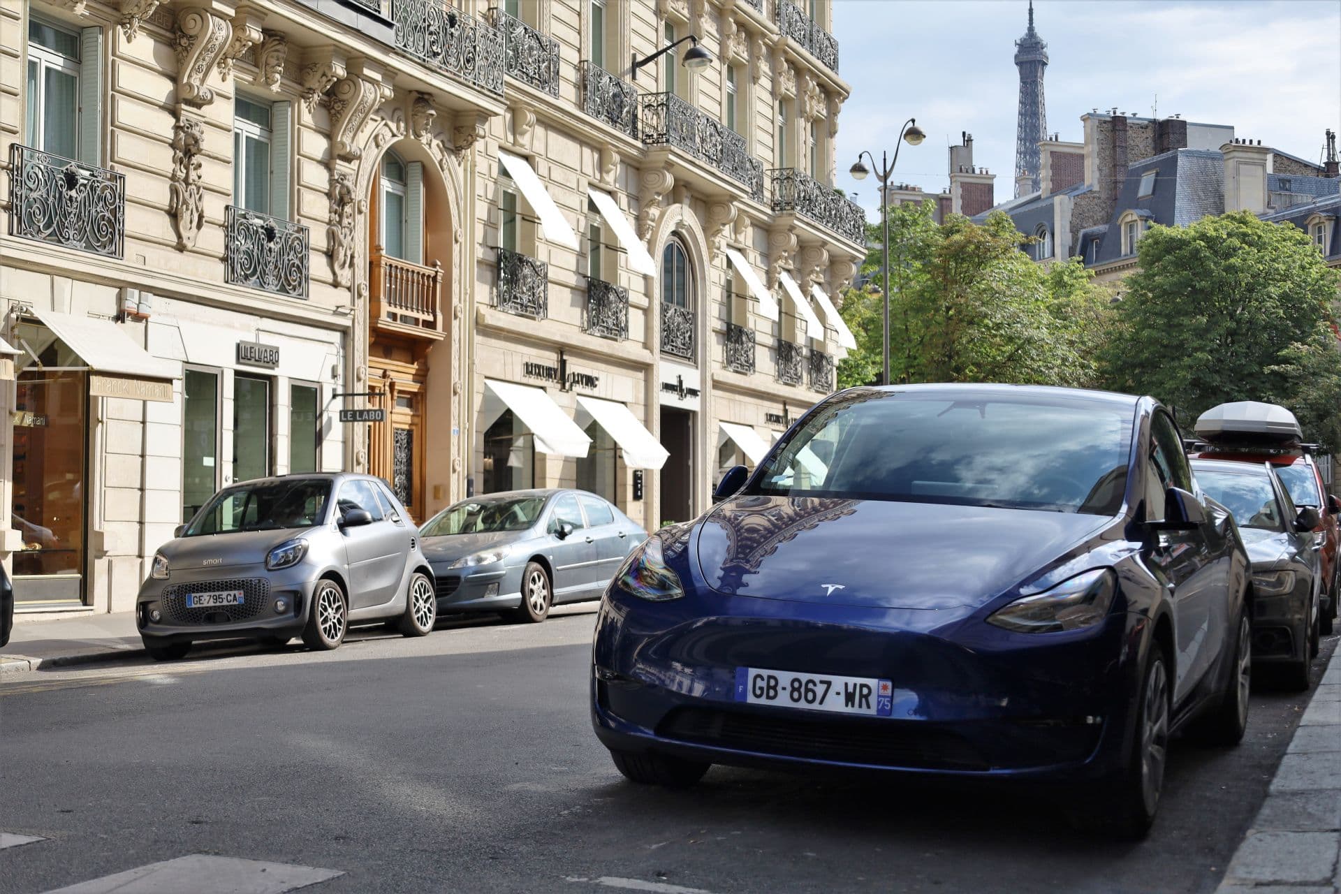 Tesla integriert Grok in Software von Model Y, 3, S und X