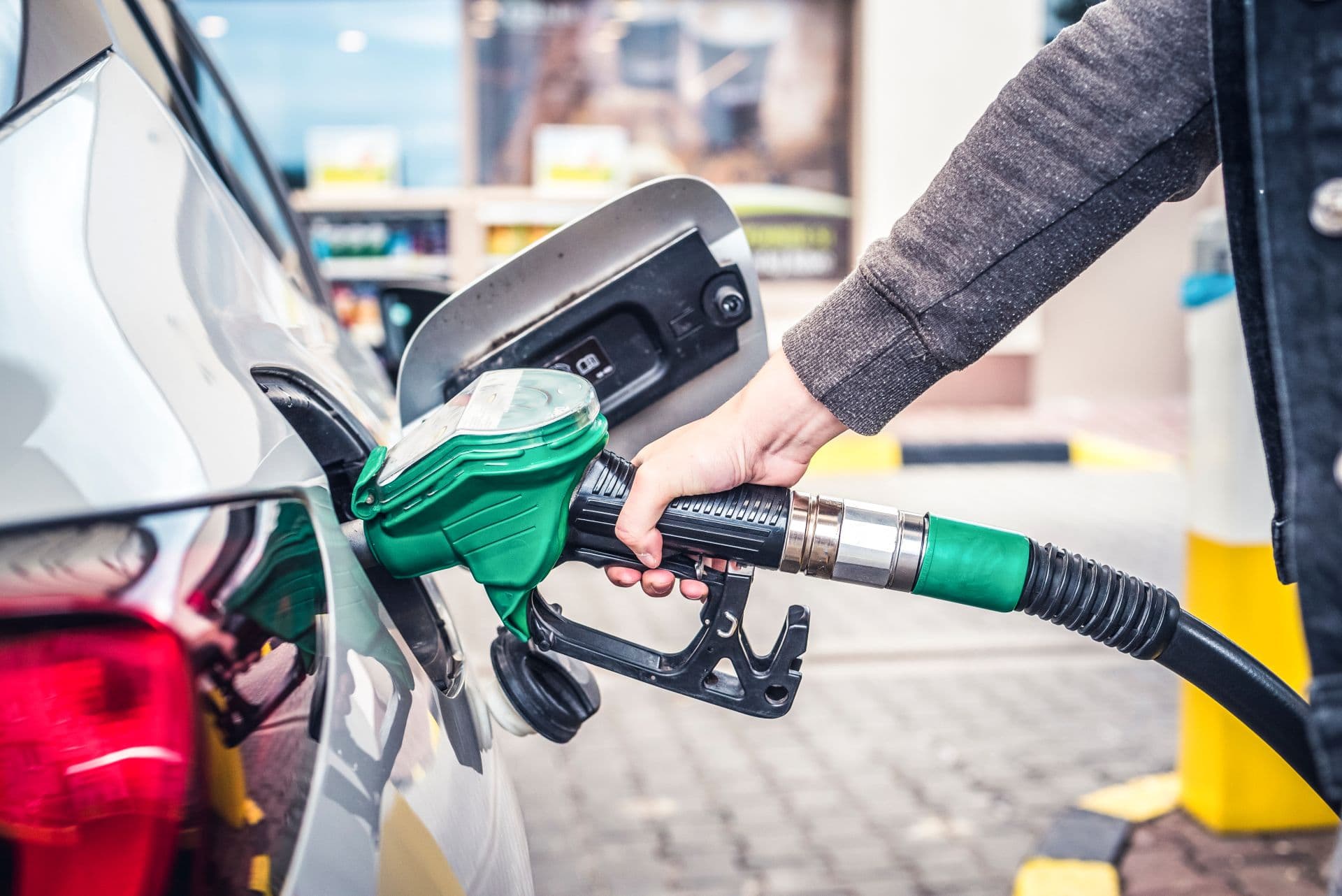 Studie: Profitieren E-Fuels von schwächelnder E-Mobilität?