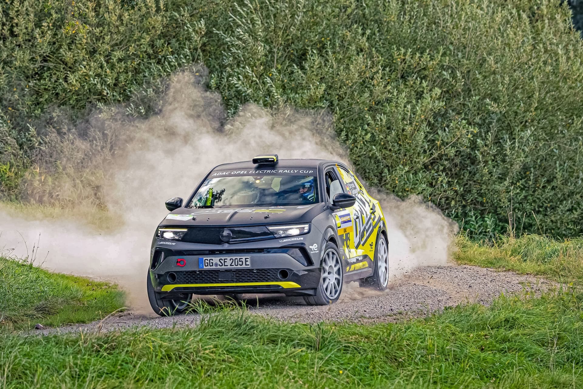 Wie Opel den GSE Elektro-Rally-Cup noch attraktiver machen will