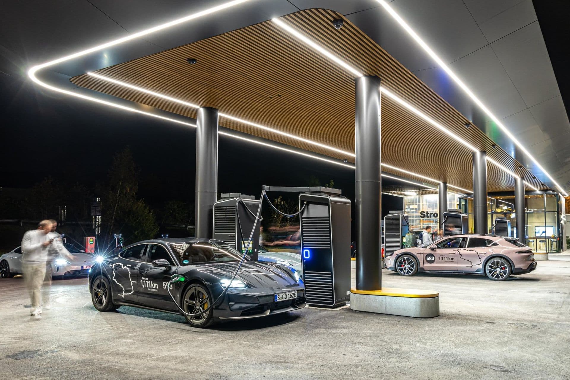 Cover Image for Wie Porsche die Regeln für effizientes Laden erklärt