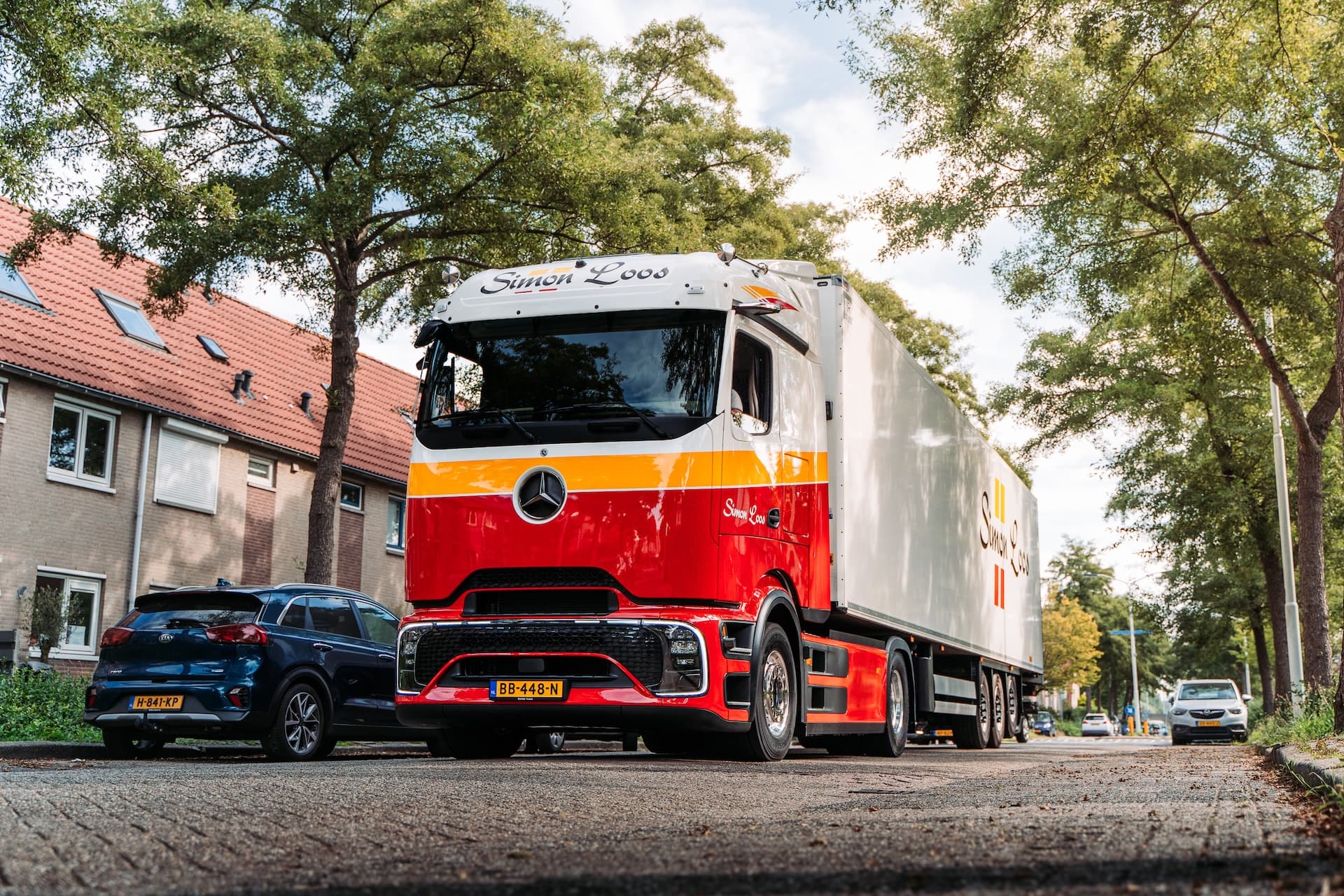 Elektro-Lkw: Simon Loos flottet 75 weitere eActros 600 ein