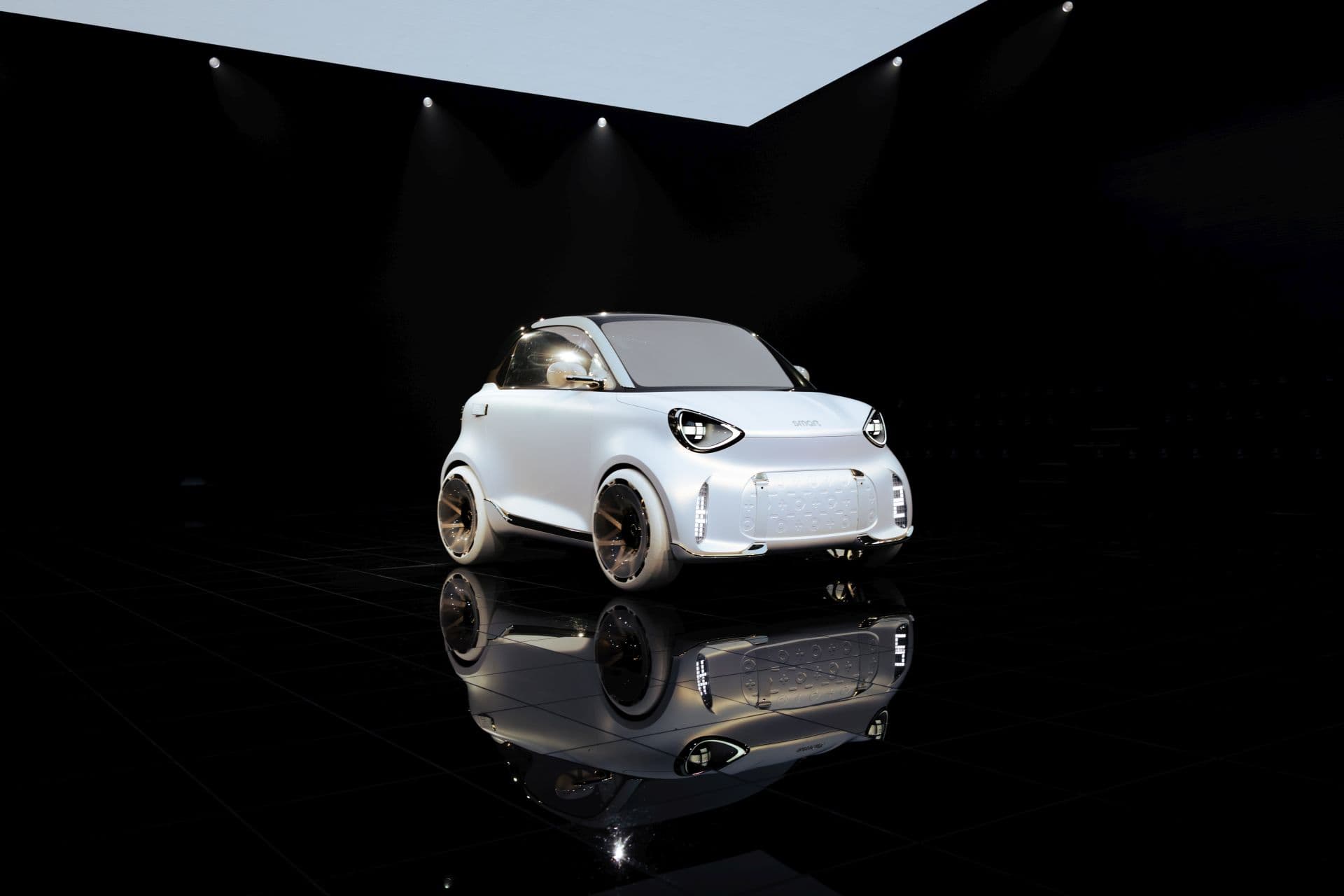 Smart enthüllt Vorschau auf E-Fortwo-Nachfolger Concept #2