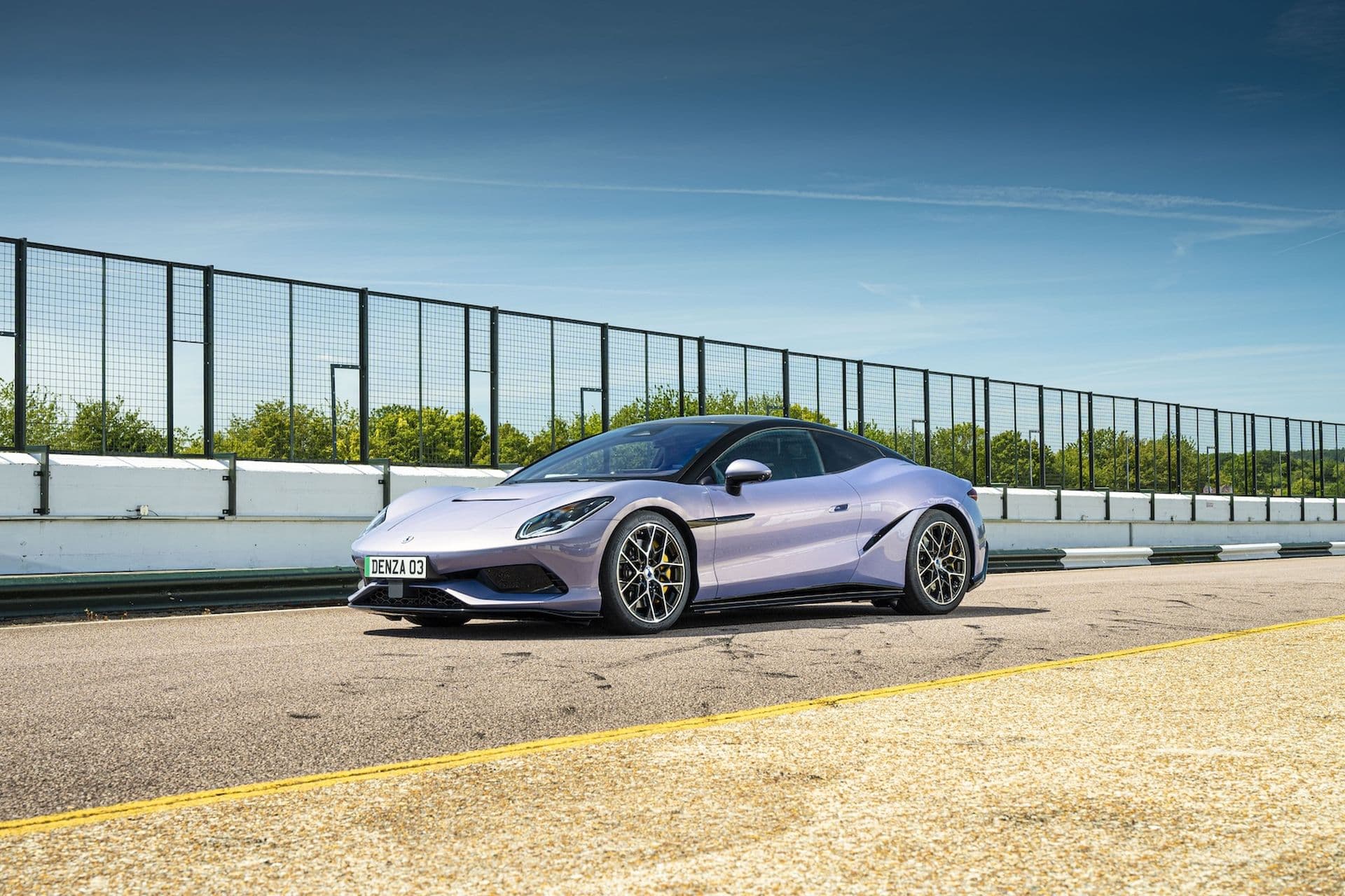 Denza Z: Elektro-Supersportwagen für 160.000 Euro im Test