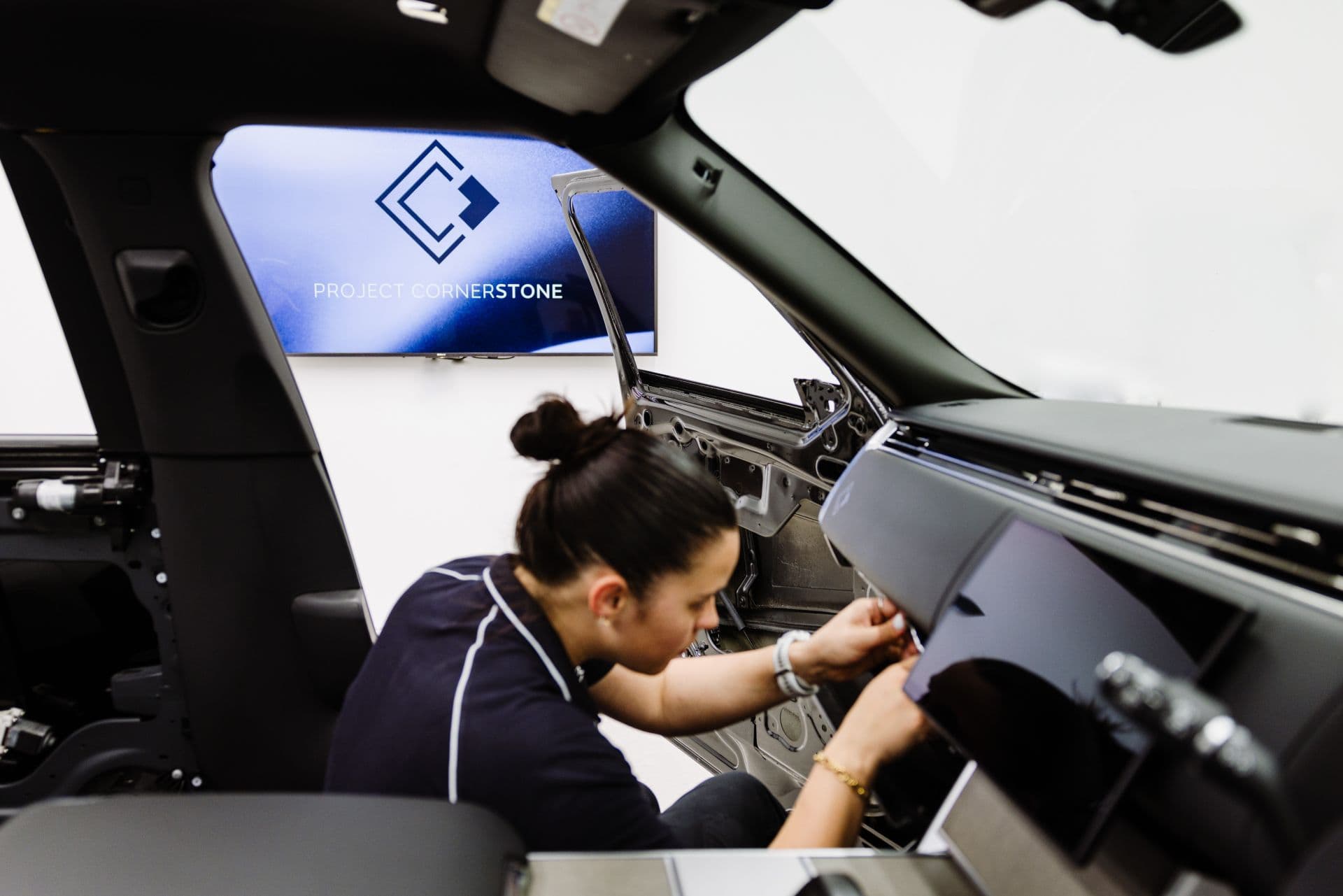 JLR-Konzeptauto zeigt Zukunft der Materialkreisläufe