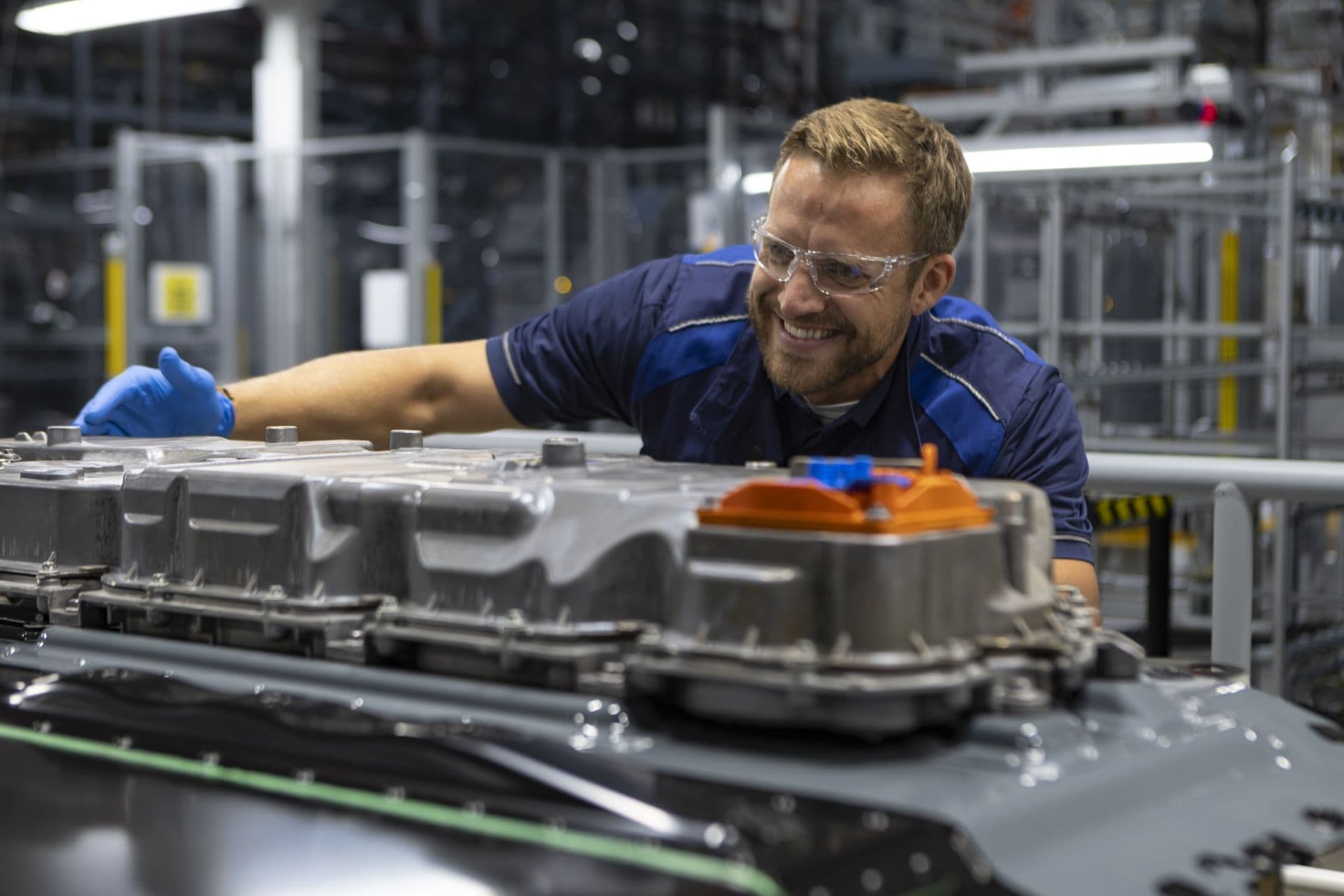 BMW-Werk Woodruff startet Gen6-Batterieproduktion