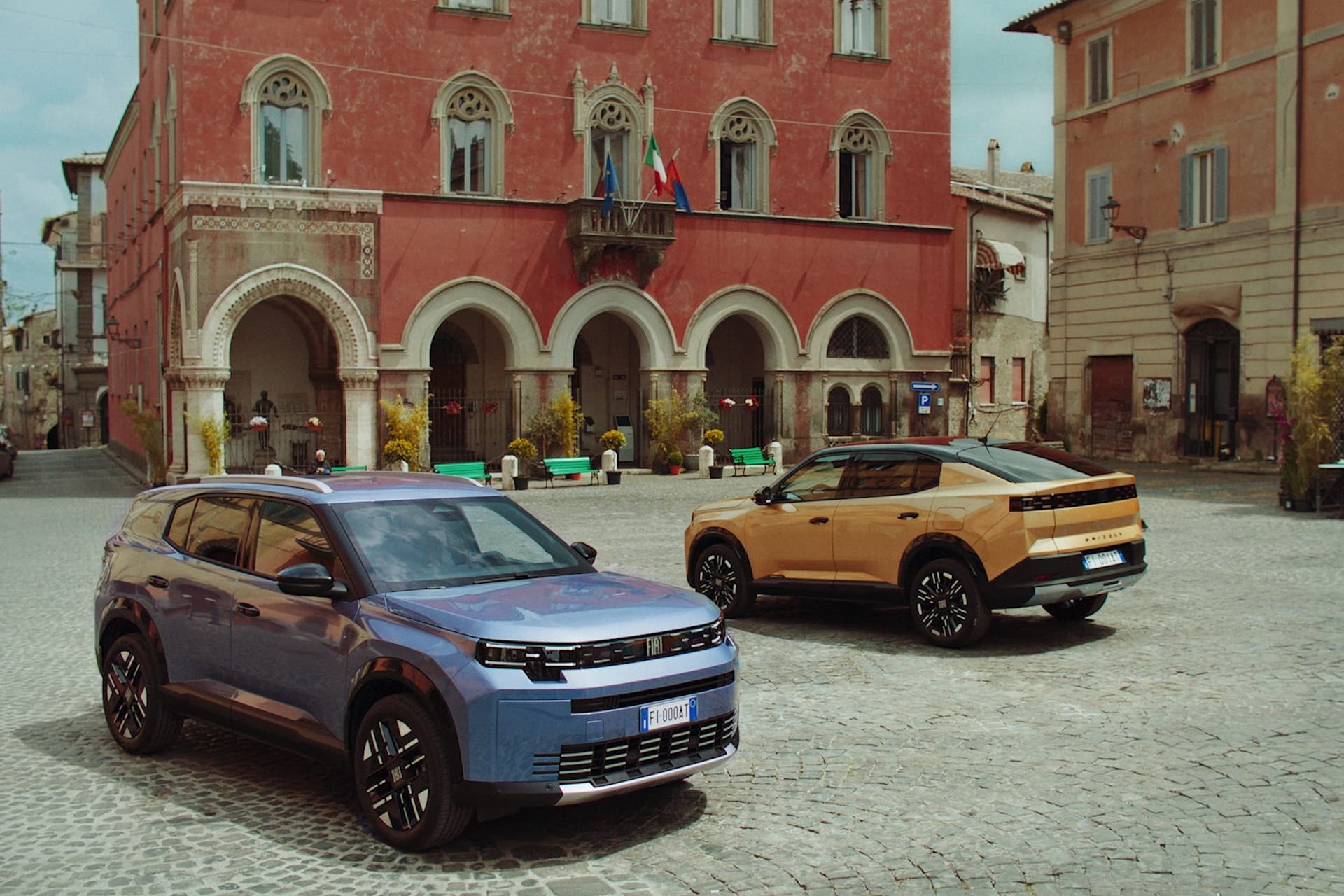 Fiat zeigt Grizzly und Grizzly Fastback erstmals ungetarnt