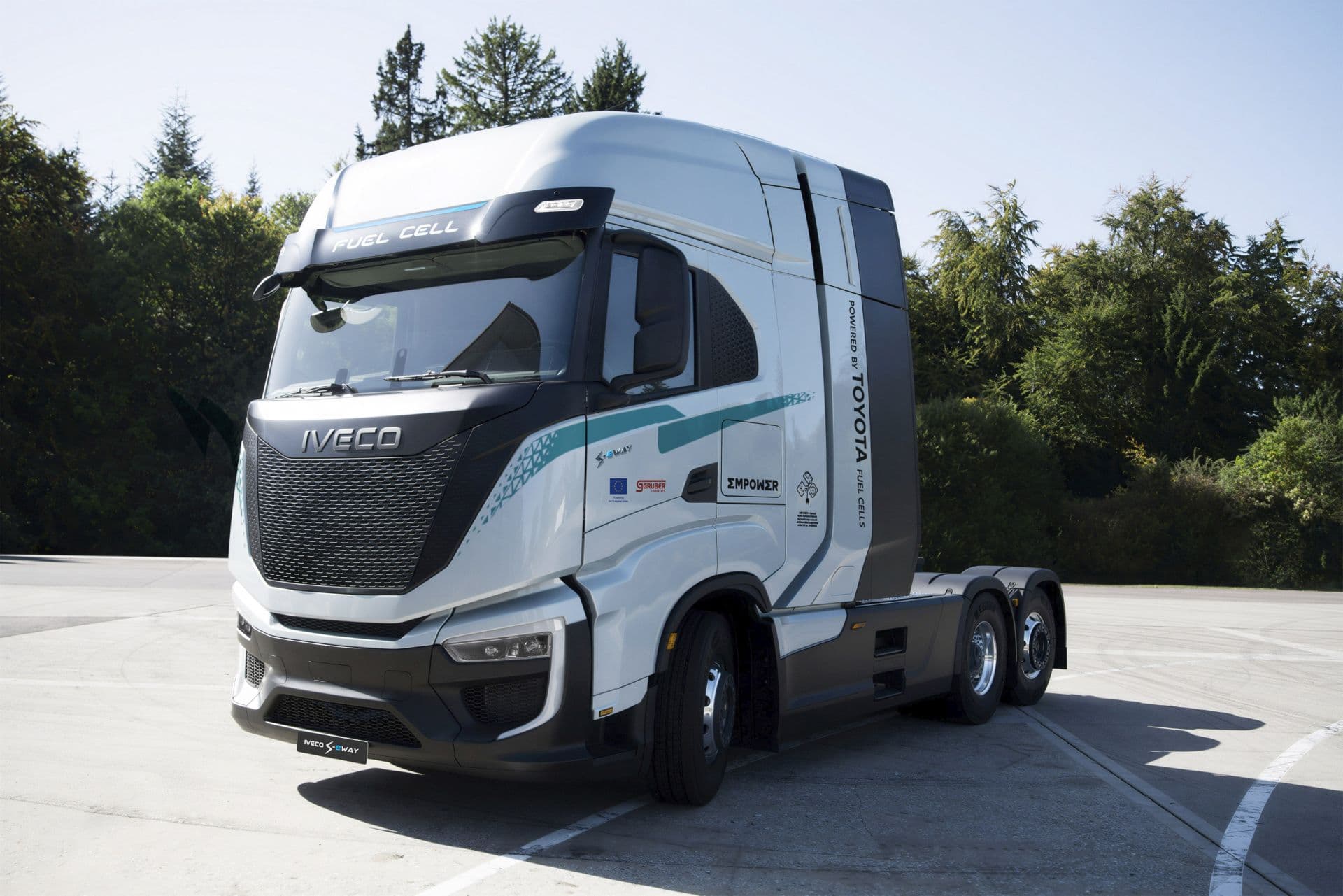 Toyota liefert Brennstoffzellen für Scania- und Iveco-Lkw