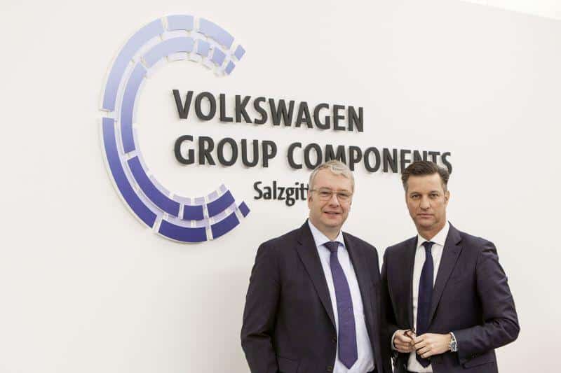 Dr. Stefan Sommer (l.) und Thomas Schmall - Volkswagen Konzern Komponente