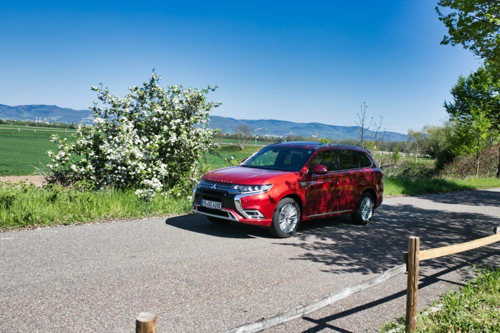 Mitsubishi Outlander Hybrid 2019 Test Fahrbericht